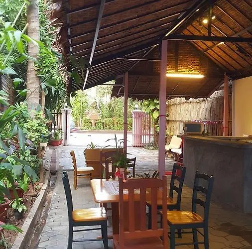 Hostel Alis' House *